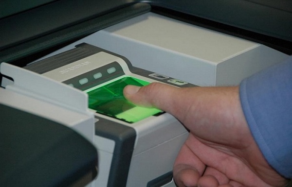 Lấy dấu vân tay xin visa Mỹ 