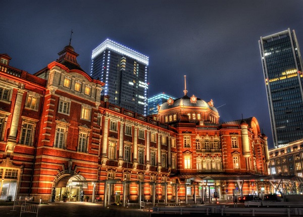 Nhà ga biểu tượng giữa trung tâm thủ đô Tokyo