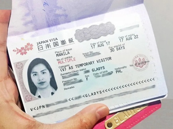 Từng vi phạm quy định xuất nhập cảnh hoặc visa