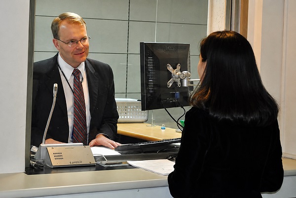 Phỏng vấn xin visa Mỹ với viên chức lãnh sự